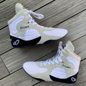 Ōtomix Athletic Weightlifting Men's Shoes. Size 13